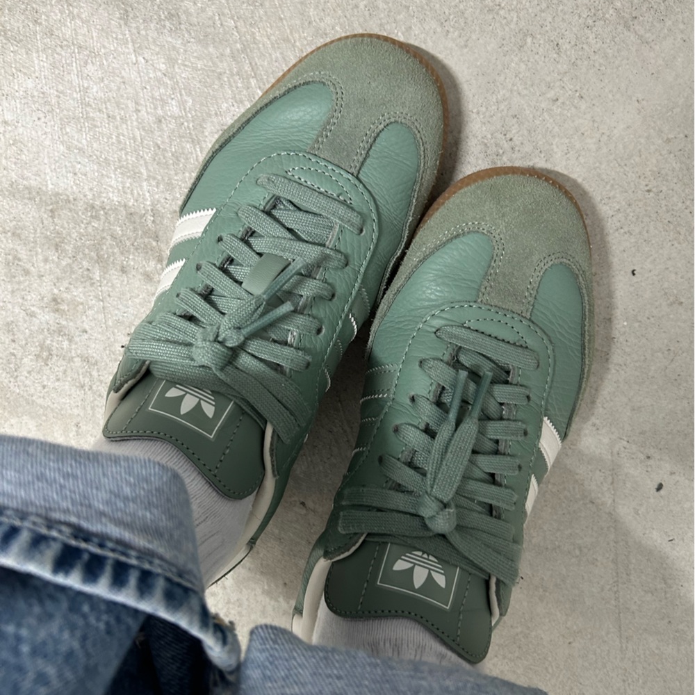 Adidas Samba - Silver Green Size 6.5 women
